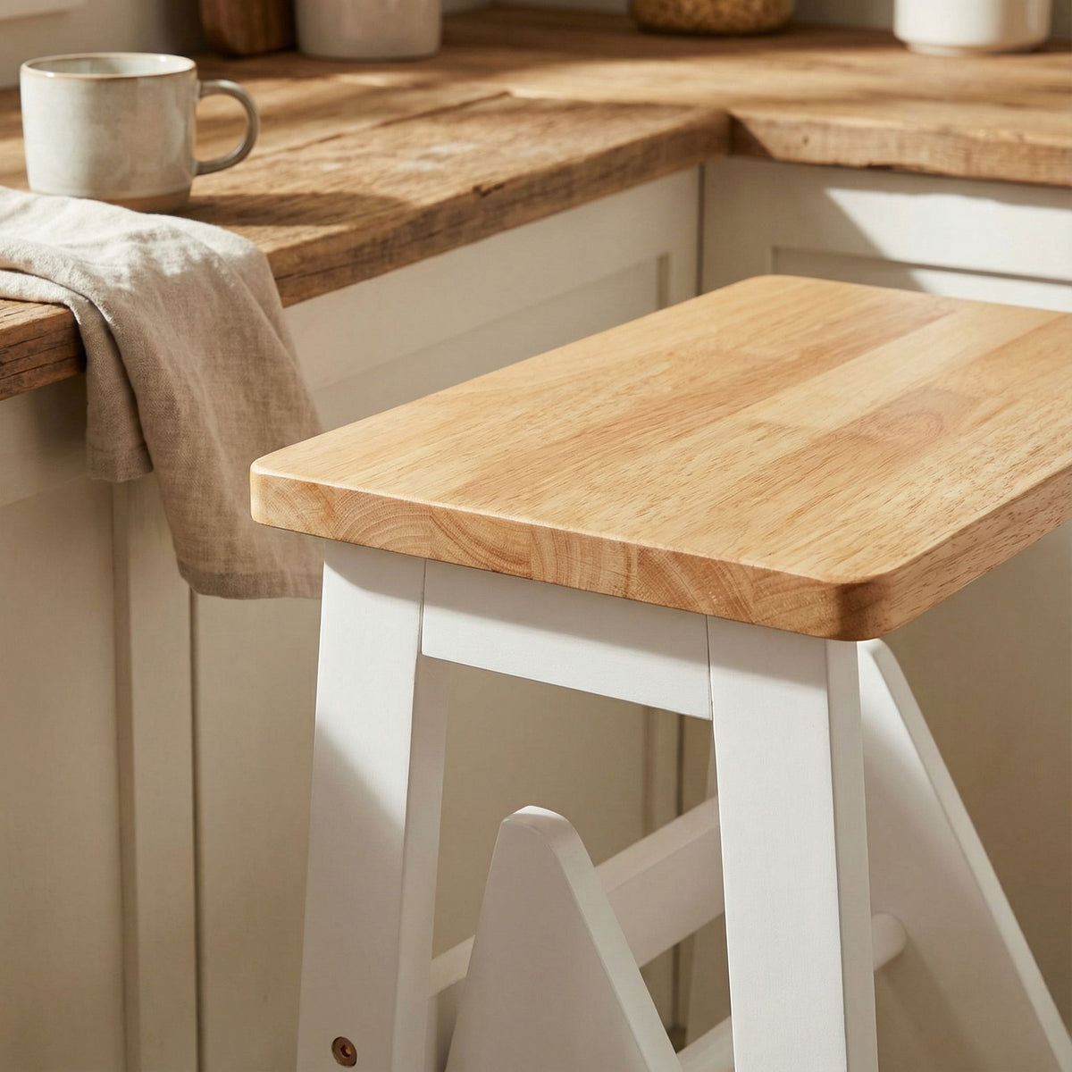 Druzi Barstool, Stepstool, Ladder, White/Natural Oak