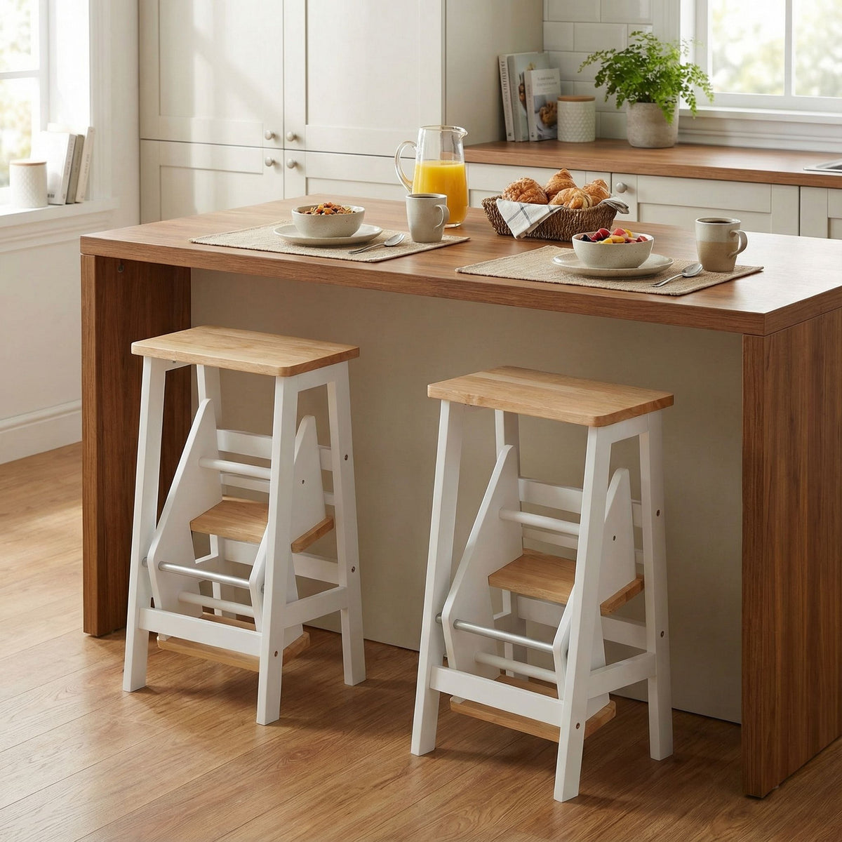 Druzi Barstool, Stepstool, Ladder, White/Natural Oak