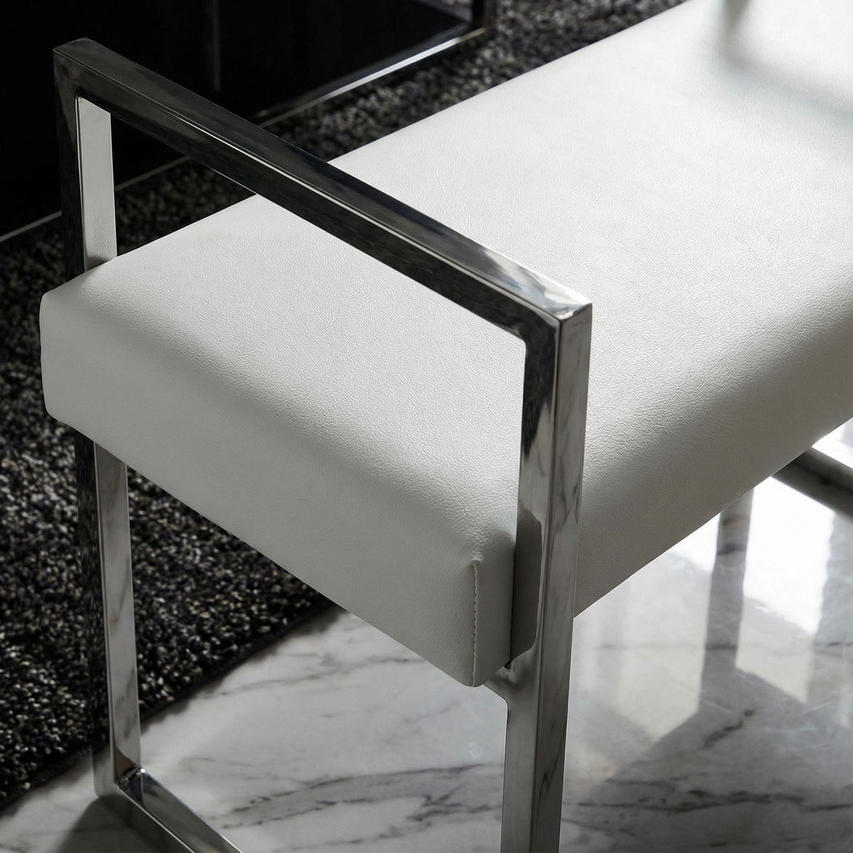 Anna Contemporary Leatherette Bench, White